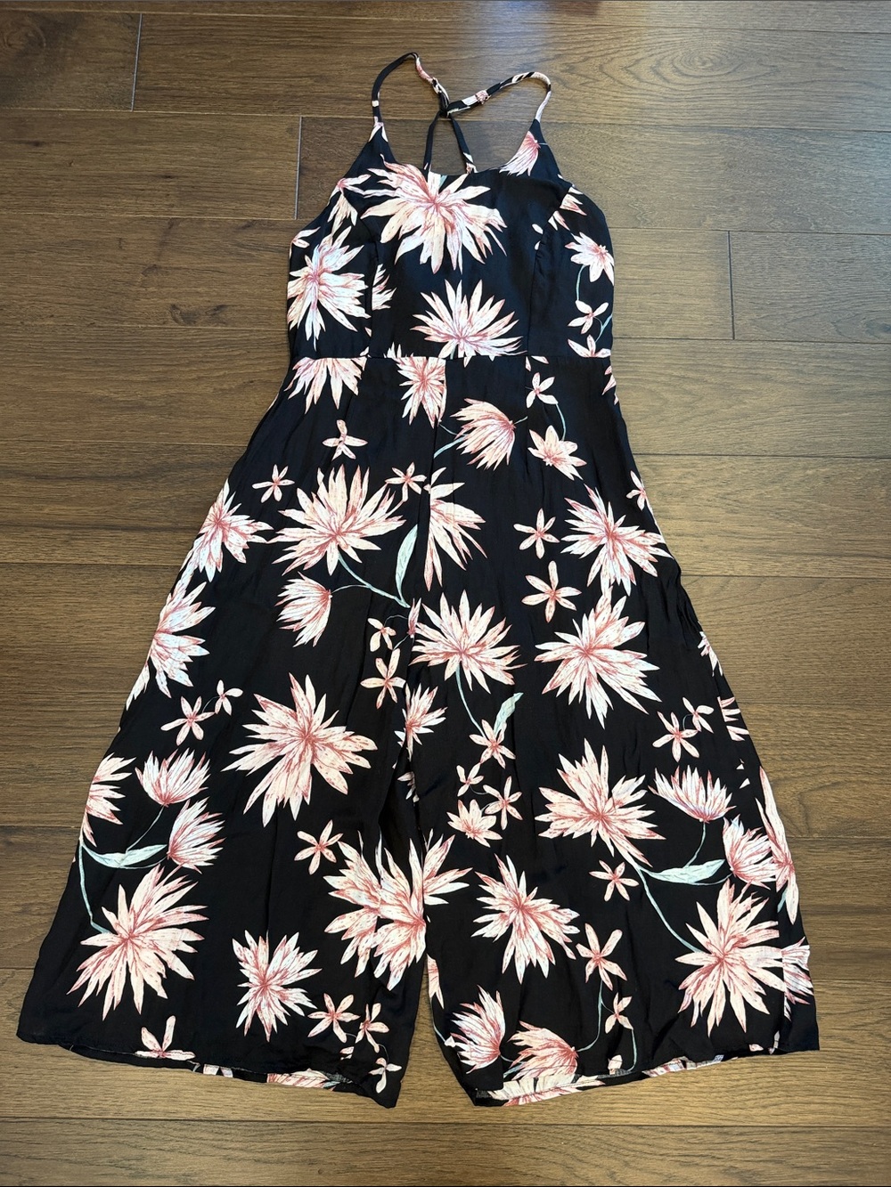 Somedays Lovin Black Floral Jumpsuit Size Small - C57-008